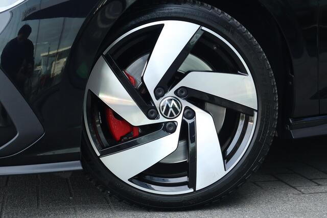 Volkswagen GOLF 2.0 TSI GTI / Carplay / Camera / Stoelverw