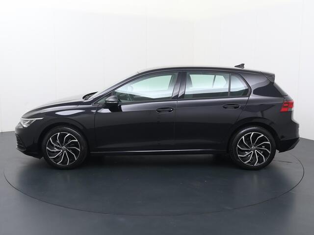 Volkswagen GOLF 1.0 TSI Life | 110 PK | Climate control | LED verlichting | Adaptive cruise control |
