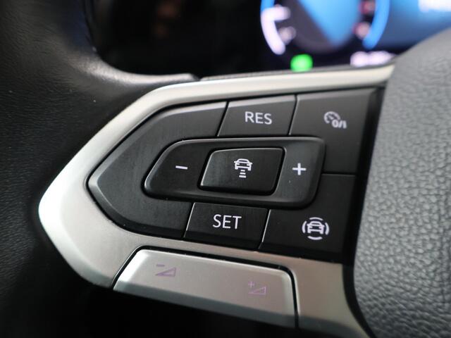 Volkswagen GOLF 1.0 TSI Life | 110 PK | Climate control | Adaptive cruise control | Apple Carplay/Android Auto | 17" LM velgen |