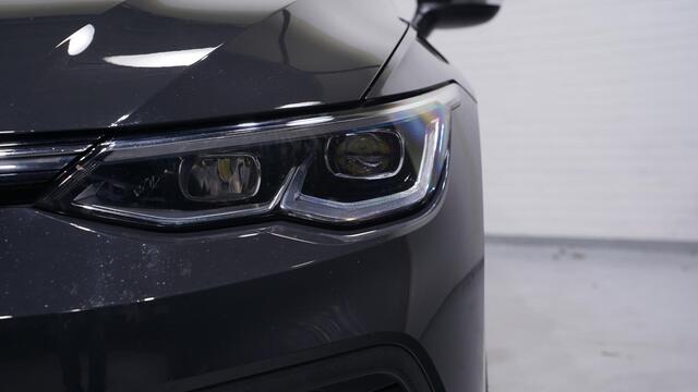 Volkswagen GOLF 1.5 eTSI 150 pk Style DSG Aut. Panodak, NAP LED Koplampen, App Connect, Parkeerhulp, 1e Eigenaar