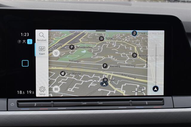 Volkswagen GOLF Variant 1.0 eTSI Life Automaat | 1e Eigenaar | Trekhaak | Navigatie | Adaptieve Cruise | 12 mnd BOVAG garantie | Whatsapp 06-53188999