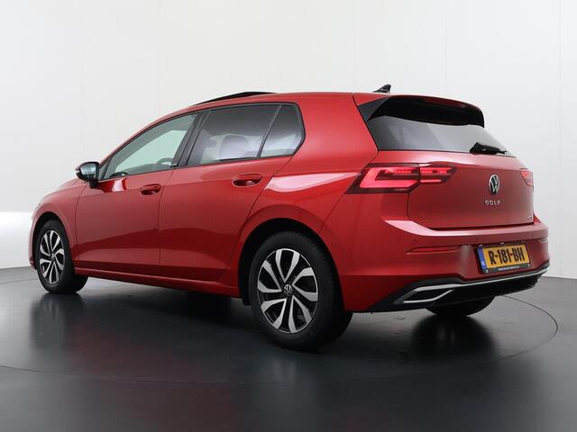 Volkswagen GOLF 1.0 eTSI Life DODE HOEK | PANORAMADAK | AMBIENT LIGHT | ADD. CRUISE | VIRTUAL DASH | NAVIGATIE | MATRIX LED | COMFORT PACK | RIJKLAARPRIJS incl. 12mnd BOVAG| STOELVERWARMING