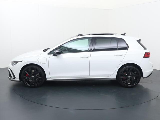 Volkswagen GOLF 1.4 eHybrid GTE | 245 PK | SoH 91% | Trekhaak | Panoramadak | Matrix LED koplampen | Apple Carplay/Android Auto |