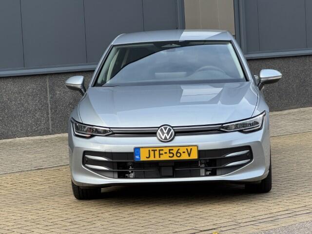 Volkswagen GOLF 1.5 eHybrid Life Edition