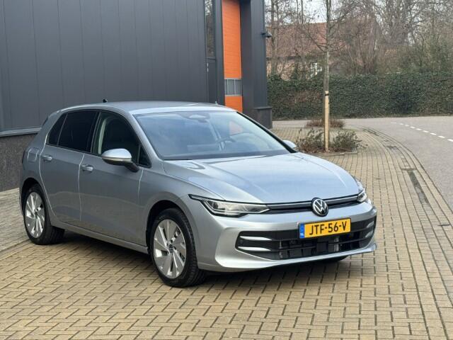 Volkswagen GOLF 1.5 eHybrid Life Edition