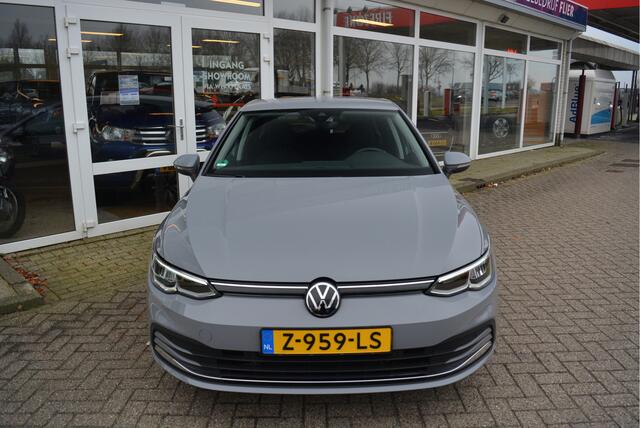 Volkswagen GOLF 1.5 TSI 150PK Move ? LED ? StoelVW ? Navi ? CarPlay ?