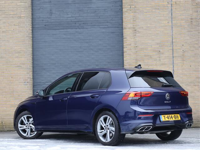 Volkswagen GOLF 8 1.5 TSI R-Line | ACC | Stoel- & Stuurverwarming | LED | Carplay | Sfeerverlichting |