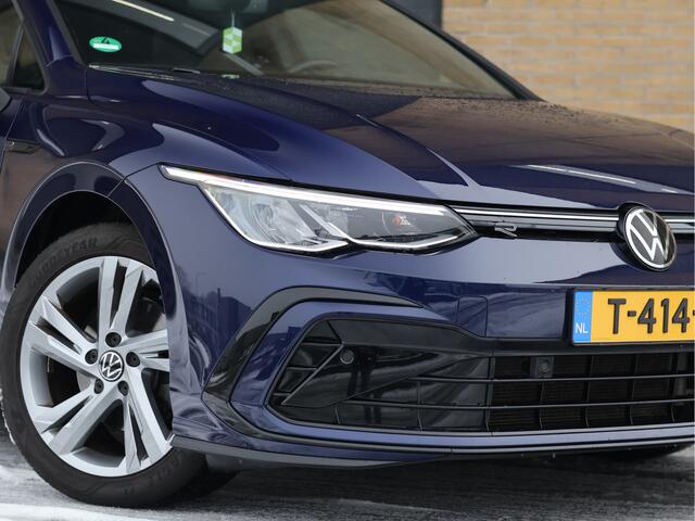 Volkswagen GOLF 8 1.5 TSI R-Line | ACC | Stoel- & Stuurverwarming | LED | Carplay | Sfeerverlichting |