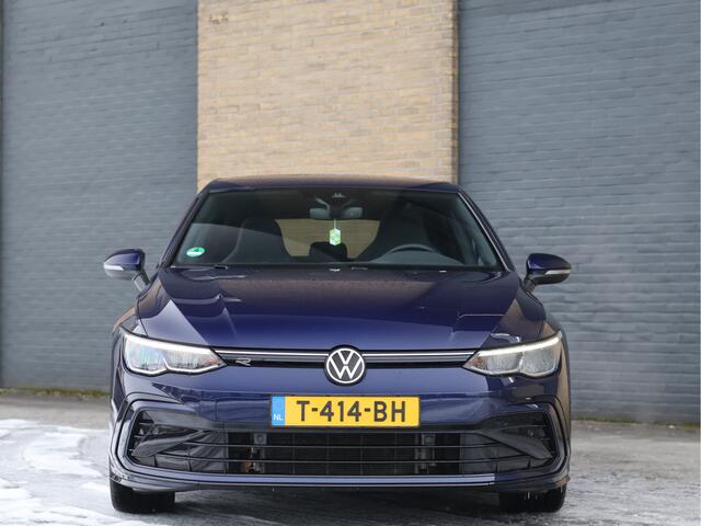 Volkswagen GOLF 8 1.5 TSI R-Line | ACC | Stoel- & Stuurverwarming | LED | Carplay | Sfeerverlichting |