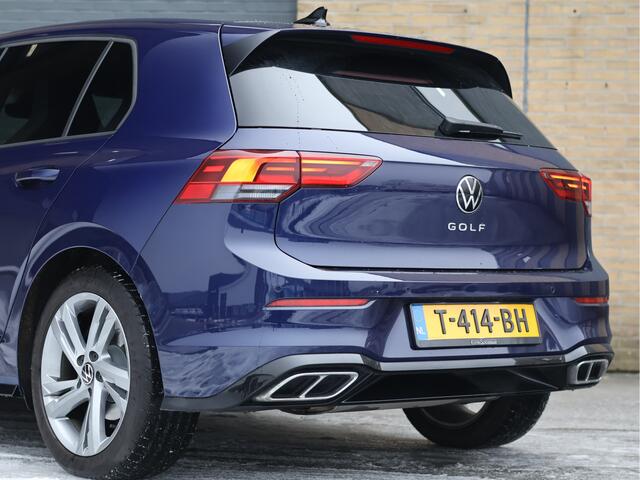 Volkswagen GOLF 8 1.5 TSI R-Line | ACC | Stoel- & Stuurverwarming | LED | Carplay | Sfeerverlichting |