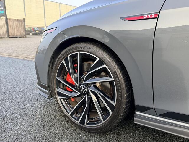 Volkswagen GOLF 2.0 TSI GTI 45 Clubsport 300PK DSGoPanooHeadUp