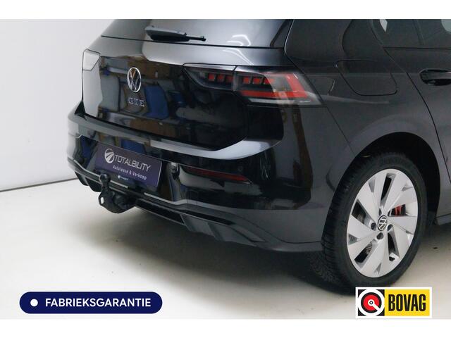 Volkswagen GOLF 1.5 eHybrid GTE Black 272 PK automaat | IQ Led | Elec. trekhaak | Headup | Stoel- & stuurverw. | PDC V + A, Camera, App. connect, Navigatie, 131 KM actieradius (WLTP)