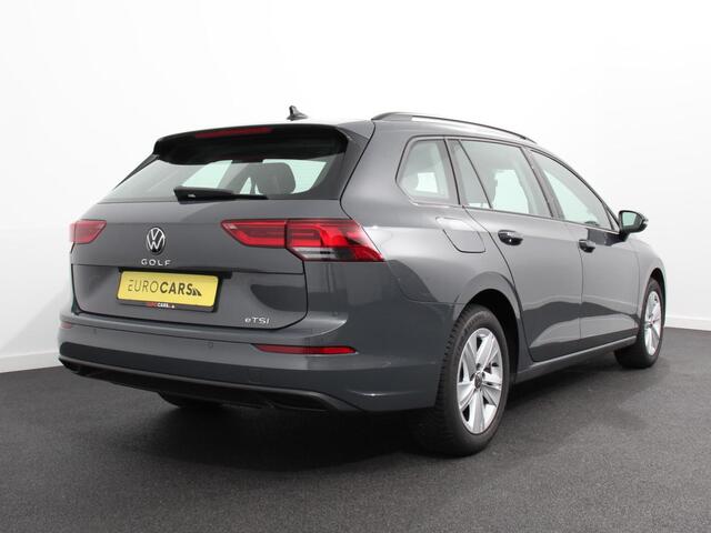 Volkswagen GOLF Variant 1.5 eTSI 130pk DSG Life | Navigatie | Apple Carplay/Android Auto | Inklapbare trekhaak | Parkeersensoren | Adaptive Cruise Control | Stoel- en stuurverwarming | Climate Control | Lichtmetalen Velgen