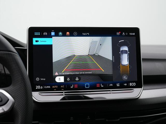 Volkswagen GOLF 1.5 eHybrid GTE 272 pk DSG | Trekhaak | Head-up display | IQ Light | Stuur-/stoelverwarming | Achteruitrijcamera