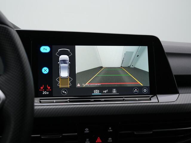Volkswagen GOLF 1.5 eTSI 150 pk DSG R-Line Business | Trekhaak | Stuur-/stoelverwarming | Achteruitrijcamera | Adaptive Cruise
