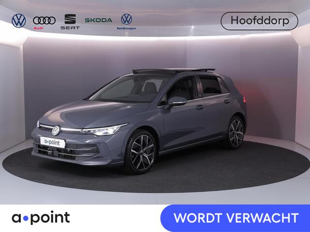Volkswagen GOLF 1.5 eTSI 50 Jahre Edition 150 pk Automaat (DSG) | Navigatie | Panoramadak | Parkeersensoren | Achteruitrijcamera | Matrix LED koplampen | Stoelverwarming |