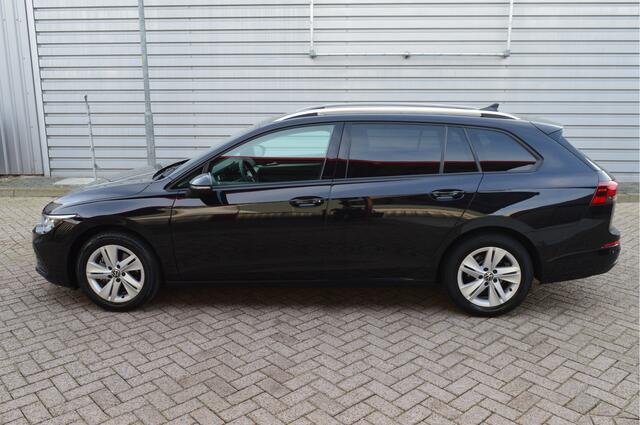 Volkswagen GOLF Variant 1.0 eTSI Life Business O.a: Stoelverw, Stuurverw, Camera, PDC, Carplay, Etc. All-in prijs!