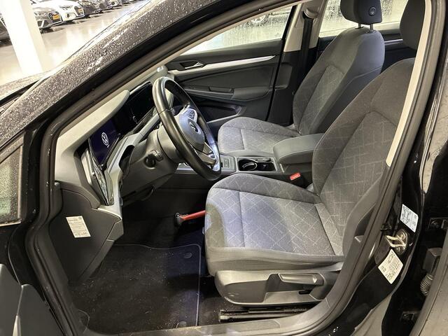 Volkswagen GOLF 1.0 TSI 110pk Life · Apple/Android Car Play · P-Sensoren · Draadloos Opladen · DAB · 16'' Inch ·