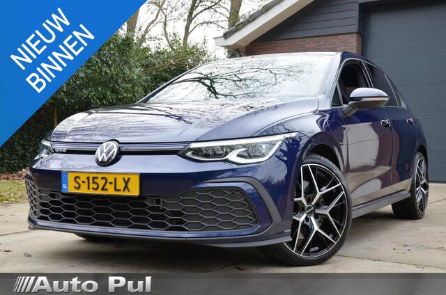 Volkswagen GOLF 1.4 eHybrid GTE Automaat/Navi/Led/Pdc/Ecc/Stoel & stuurverwarming/Virtual Cockpit/Achteruitrijcamera/Cr-Control adaptief/Panoramadak/Trekhaak
