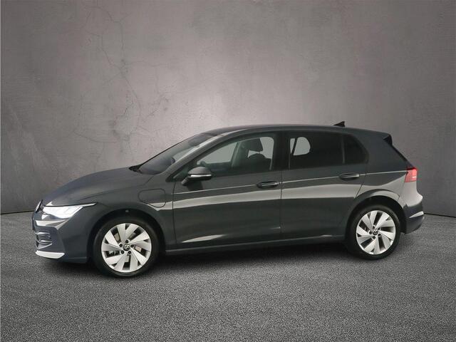 Volkswagen GOLF Life Edition 1.5 TSI eHybrid 204pk DSG Automaat Adaptive cruise control, Achteruitrijcamera, LED koplampen, App connect, Parkeersensoren, Stuurwiel verwarm, Stoelverwarming