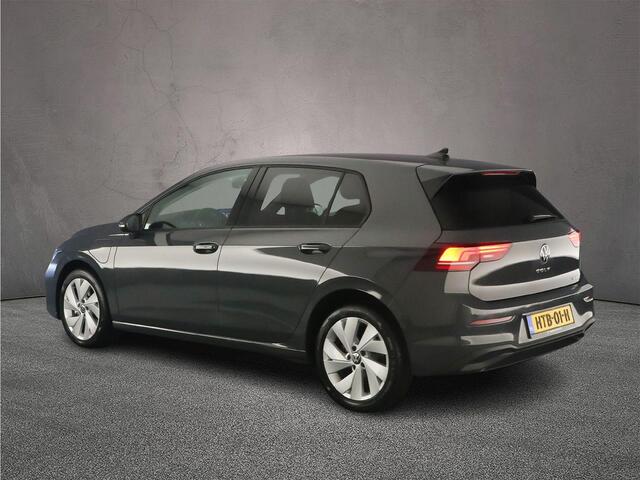 Volkswagen GOLF Life Edition 1.5 TSI eHybrid 204pk DSG Automaat Adaptive cruise control, Achteruitrijcamera, LED koplampen, App connect, Parkeersensoren, Stuurwiel verwarm, Stoelverwarming