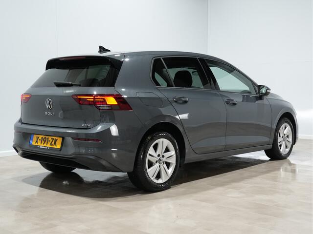 Volkswagen GOLF 1.0 eTSI 110pk DSG Life Business Navigatie Massage Pdc Memory