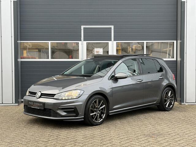 Volkswagen GOLF 1.5 TSI Highline | R Line | Pano | Carplay | Parkeer sensoren |