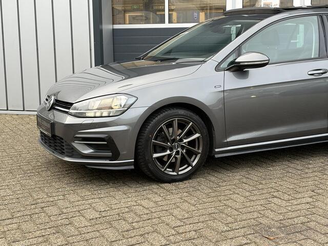 Volkswagen GOLF 1.5 TSI Highline | R Line | Pano | Carplay | Parkeer sensoren |