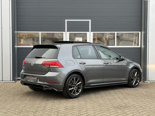 Volkswagen GOLF 1.5 TSI Highline | R Line | Pano | Carplay | Parkeer sensoren |
