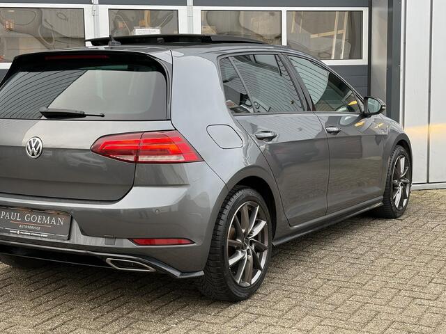 Volkswagen GOLF 1.5 TSI Highline | R Line | Pano | Carplay | Parkeer sensoren |
