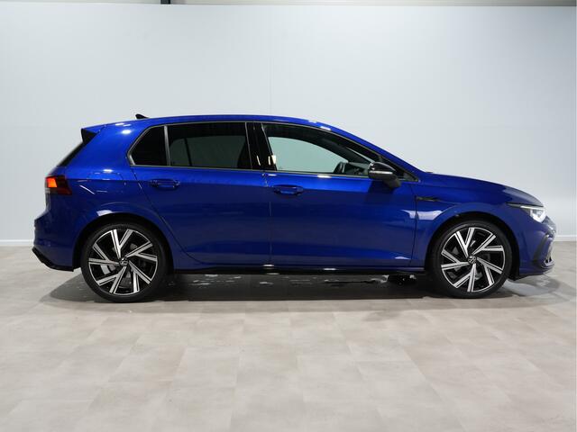 Volkswagen GOLF 1.5 eTSI 150pk R-Line Business+ Navigatie 18"velgen Privacy glas Keyless Camera