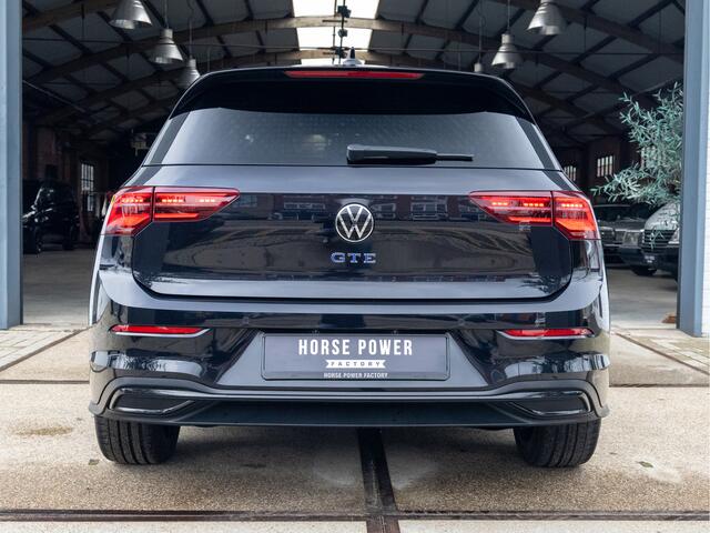 Volkswagen GOLF 1.4 eHybrid GTE *HUD | ACC | IQ | Stuur- & Stoelverwarming | Mistlampen | Camera | Sfeerverlichting | Keyless | Navi*