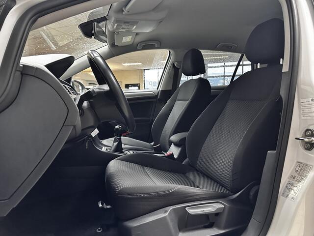 Volkswagen GOLF 1.0 TSI Comfortline /Camera /Apple + Android /DAB+! /Navi /Climat /Elek. pakket /Bluetooth /16"LMV /LED Dagrijverl. /PDC V+A /Extra getint glas /Mistlampen /Isofix /Armsteun.