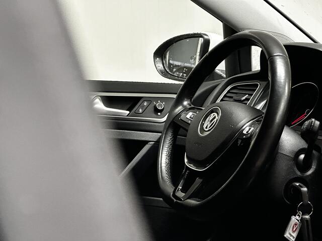 Volkswagen GOLF 1.0 TSI Comfortline /Camera /Apple + Android /DAB+! /Navi /Climat /Elek. pakket /Bluetooth /16"LMV /LED Dagrijverl. /PDC V+A /Extra getint glas /Mistlampen /Isofix /Armsteun.