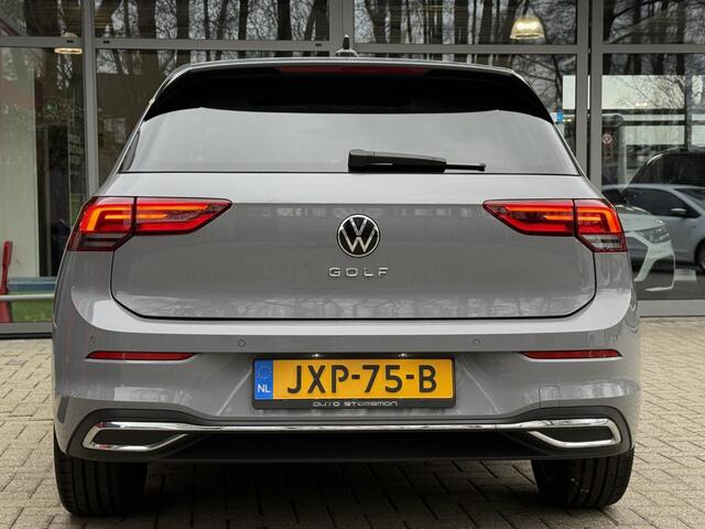 Volkswagen GOLF 1.5 TSI *!* PANODAK/ RADAR/ HuD/ 18 INCH/ CAMERA/ CARPLAY *!*