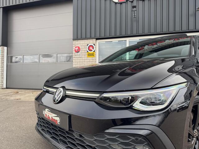 Volkswagen GOLF 1.4 GTE, BlackStyle, Pano, HUD, Trekhaak, Blindspot, Leder, IQ, Stoelverw. Stoelkoeling
