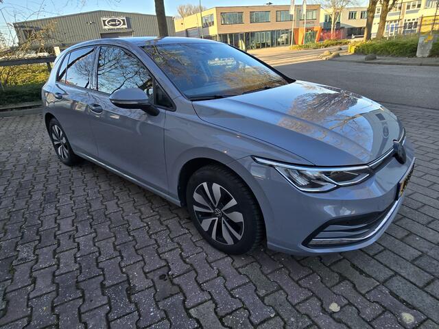 Volkswagen GOLF 2.0 TDI STYLE