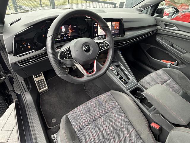 Volkswagen GOLF 2.0 TSI GTI Pano | Harman Kardon | Verw. stoelen & stuur