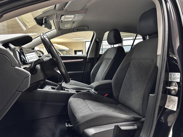 Volkswagen GOLF 1.0 TSI Life/ Virtual Cockpit/ Ambient Light/ 16'' LMV/ LED Koplampen/ Keyless-GO/ Lane-Assist./ Adaptive Cruise/ Apple + Android/ DAB+/ Navi/ Clima/ PDC V+A/ Extra getint glas.