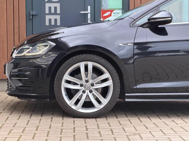 Volkswagen GOLF 1.4 TSI DSG R-Line Camera Trekhaak LED