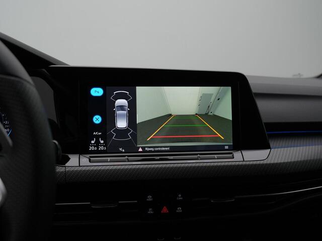 Volkswagen GOLF 1.5 eTSI 150 pk DSG R-Line Business+ | Stuur-/stoelverwarming | Achteruitrijcamera | Adaptive Cruise | Navigatie