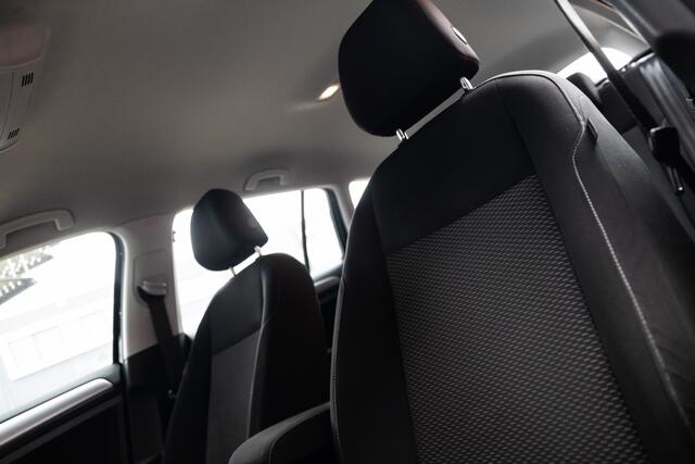 Volkswagen GOLF Variant 1.0 TSI Trendline | Cruise | Carplay | Sensoren V - A