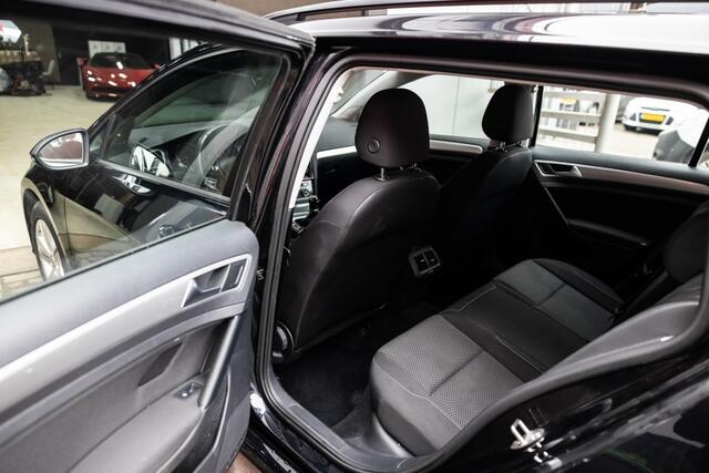 Volkswagen GOLF Variant 1.0 TSI Trendline | Cruise | Carplay | Sensoren V - A