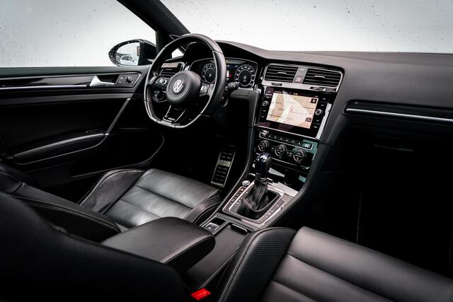 Volkswagen GOLF 2.0 TSI 310 pk 4Motion R | Dyn | Pano | Leer | Akra | Lane Ast | ACC | Bom volle R Nieuw prijs 63.000 Euro | Keyles | Pdc |