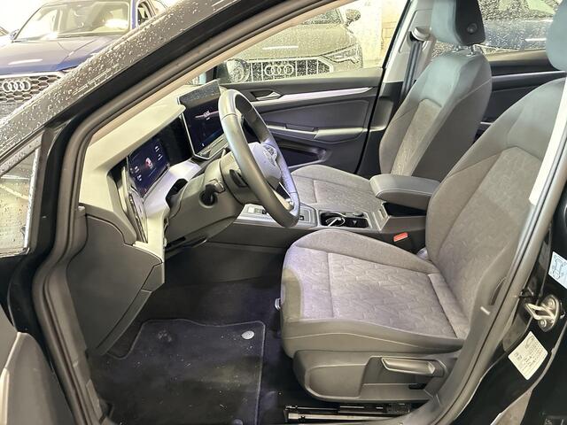 Volkswagen GOLF 1.5 eHybrid 204pk DSG Life Edition · Camera · Apple/Android Car Play · Stoel&- Stuurverwarming · Sfeerverlichting · 18'' Inch · Garantie t/m 13-05-2029 of 100.000km