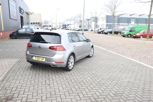 Volkswagen GOLF 1.5 TSI Highline Automaat Virtual Cockpit