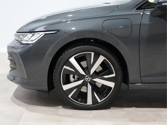 Volkswagen GOLF 1.5 eHybrid 204pk Life Edition Panorama Stoel/Stuurverw. Camera 18"velgen Trekhaak