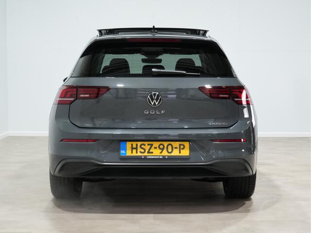 Volkswagen GOLF 1.5 eHybrid 204pk Life Edition Panorama Stoel/Stuurverw. Camera 18"velgen Trekhaak