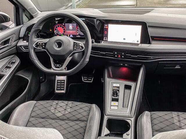 Volkswagen GOLF 1.5 eTSI 150PK DSG R-Line Business | PANO | KEYLESS | MATRIX | STOELVERWARMING |