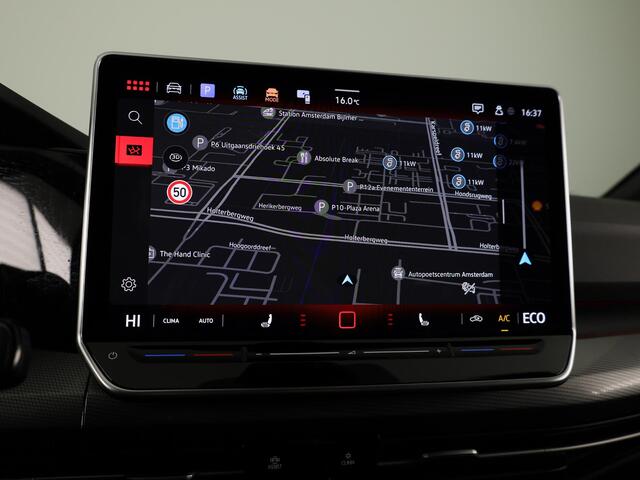 Volkswagen GOLF 1.5 eHybrid 50 Edition 204 PK | Automaat (DSG) | Navigatie | Camera | 18 Inch | Verlengde garantie